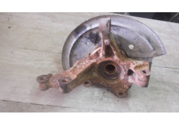 Цапфа, поворотний кулак правий Renault Logan 2, Sandero 2, 1.5 DCi, 23зуб, 400143444R